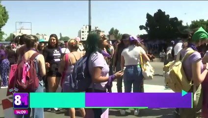 López Obrador pide que marcha del 8M se lleve de manera pacífica