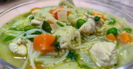 طريقة عمل شوربة الشعيرية بالدجاج