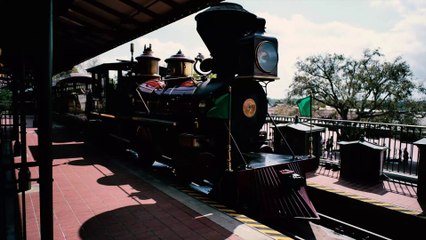Walt Disney World's Steam Train Ride POV Video - Full Loop of Magic Kingdom (Orlando, Florida)