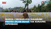 Warga Cibunarjaya Sukabumi Protes Jalan Butut Tak Kunjung Diperbaiki