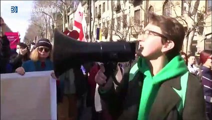 Continúan las protestas en Georgia por la propuesta de ley sobre la libertad de prensa