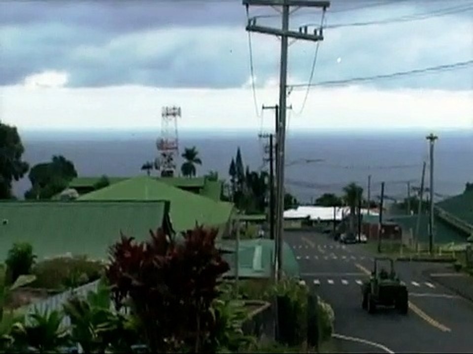 Orbs in triangle Big island Hawaii 5 February 2010 1750pm