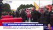 Les gendarmes interviennent au péage de Boulou, bloqué par des manifestants opposés à la réforme des retraites