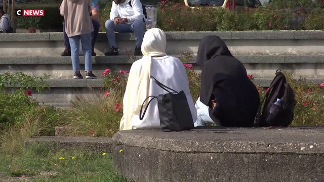 Collèges et lycées : les atteintes à la laïcité pas toujours signalées, selon une étude