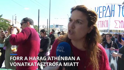 Tízezrek tüntettek Athénban, a rendőrök könnygázt is bevetettek