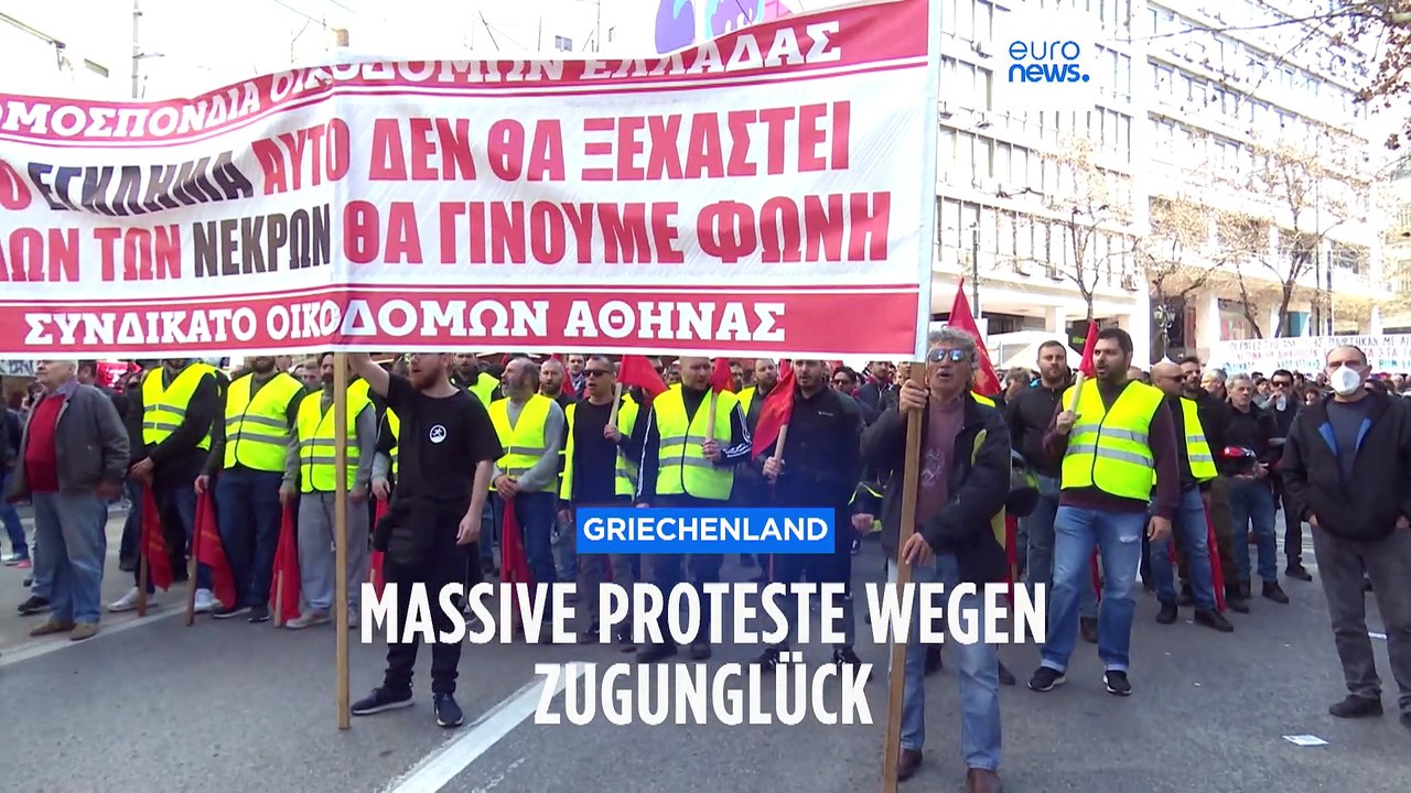 'Kinder sterben, damit Unternehmen Profit machen' 50.000 protestieren in Athen