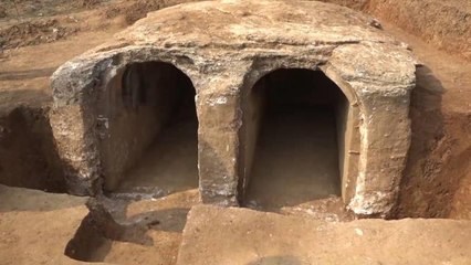 Çin'de Ming Hanedanlığı Döneminden Duvar Resimli Mezar Bulundu