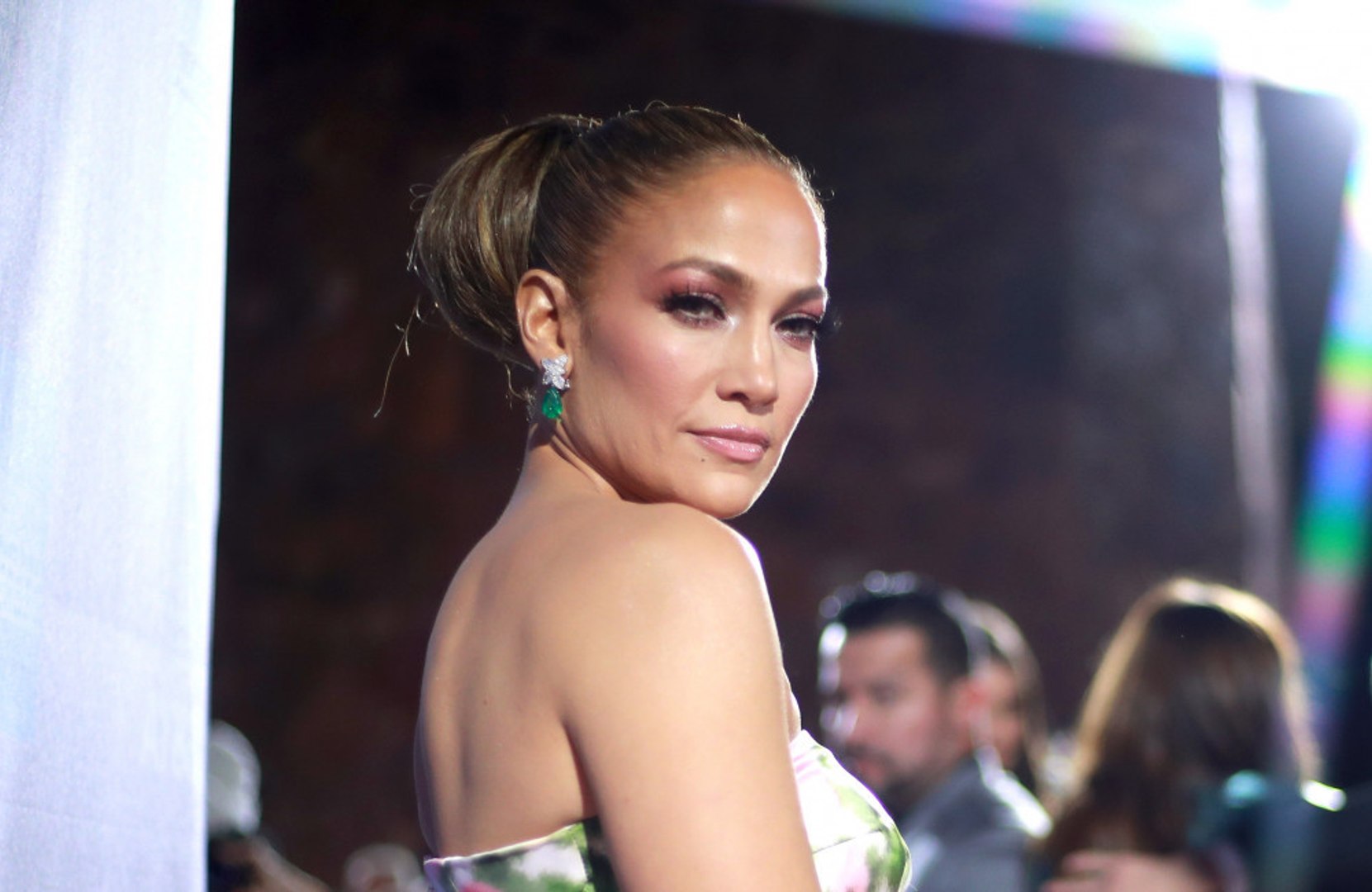 ⁣Jennifer Lopez confirms new album