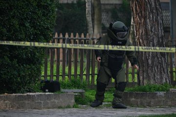 Manisa'da fünyeyle patlatılan valizden sucuk, tereyağı ve kıyafet çıktı