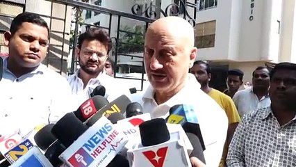 Celebs mourn the sudden demise of Satish Kaushik