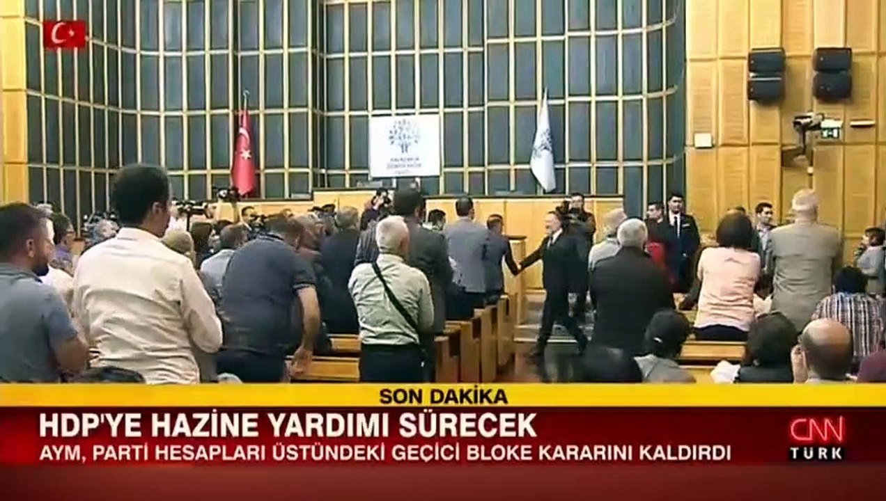 AYM, HDP'ye hazine yardımı blokesini kaldırdı