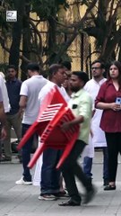 Rakhi Sawant अभिनेता Satish Kaushik के घर पहुंची #shorts