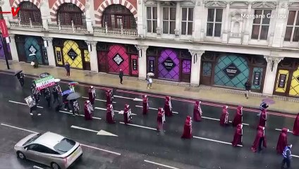 London Protest in 'Handmaid's Tale' Costumes Supports Iranian Women's Rights ✊