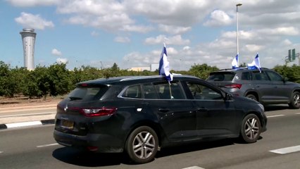 الغضب يتصاعد في إسرائيل.. ومحاولات لمنع سفر نتنياهو