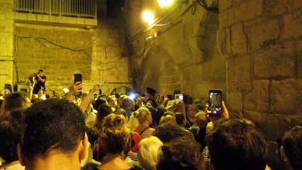 JERUSALEM-SINA 2019, hundreds of believers are waiting for the descent from the stock of Gethsemane to begin