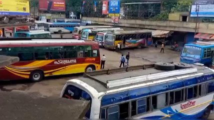 পশ্চিম মেদিনীপুর: উচ্চমাধ্যমিক পরীক্ষার্থীদের বড় সুযোগ দিচ্ছেন বাস মালিকরা