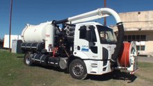 1 de 2.Equipo Desobstructor +Aspirador . Operación .Servicio Cloacal en la La Plata