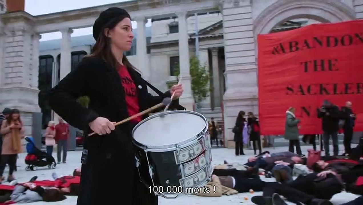 Toute la beauté et le sang versé (2022) - Bande annonce