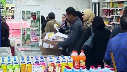 لمواجهة غلاء الأسعار... مصريون يلجأون لتطبيقات التقسيط الإلكترونية لتلبية احتياجاتهم