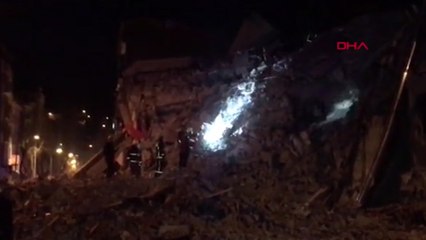 Malatya'da 6 katlı bina çöktü