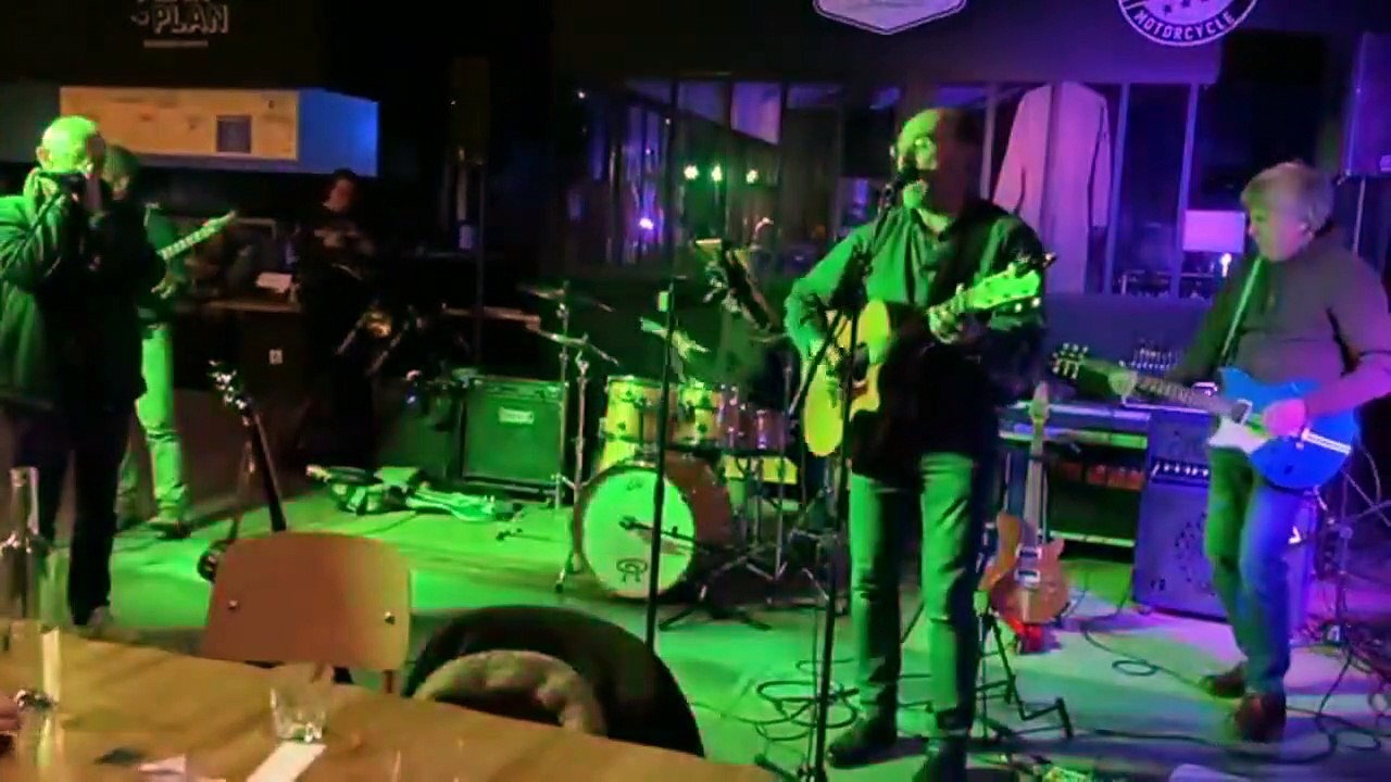 Jam Eric FRENCE à la batterie à La Bécane à Villeneuve d'Ascq mars 2023