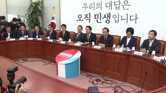 [뉴스라이더] '친윤' 최고위, 이준석 맹공 / 윤 대통령, 김기현 대표 만난다 / 민주, 김건희 여사 특검법 발의 / YTN