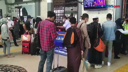 Download Video: Lonjakan Penumpang Arus Balik di Stasiun Kejaksan Cirebon