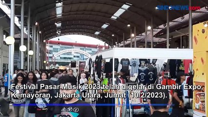 Meski Hujan Deras, Animo Penonton Saksikan Penampilan Radja Band di Festival Pasar Musik 2023