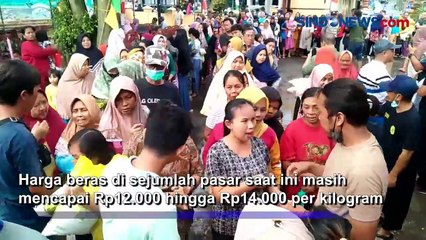 Bulog Gelar Operasi Pasar, Emak-Emak di Cirebon Serbu Beras Murah