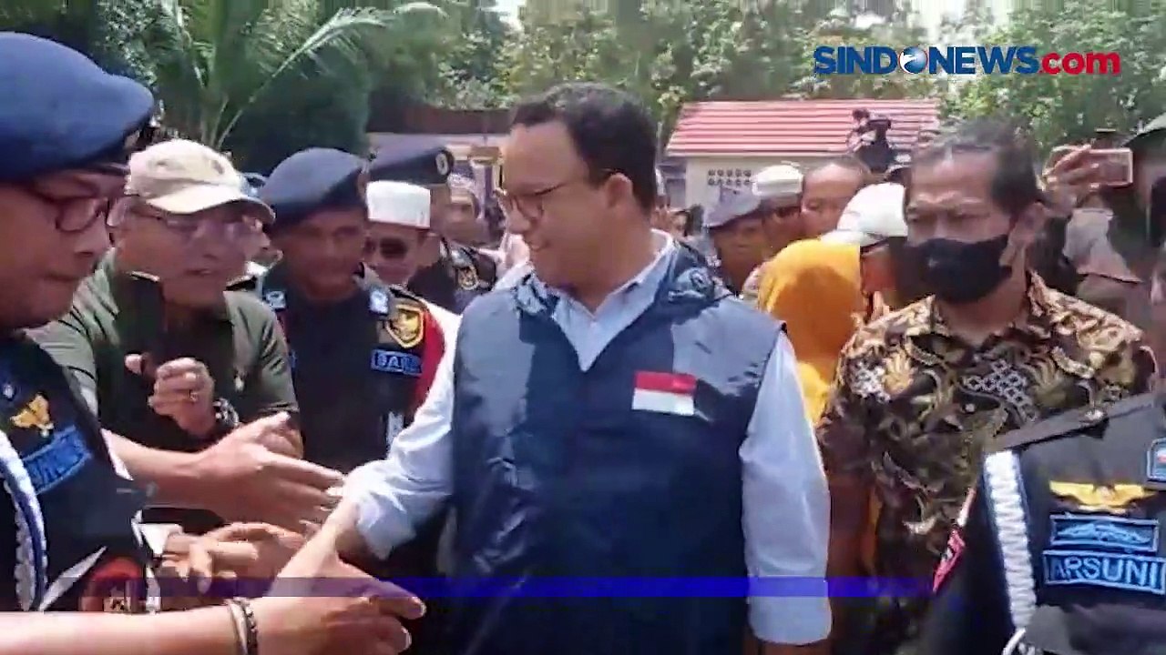 Disambut Marching Band, Anies Baswedan Kunjungi Relawan di Kalsel