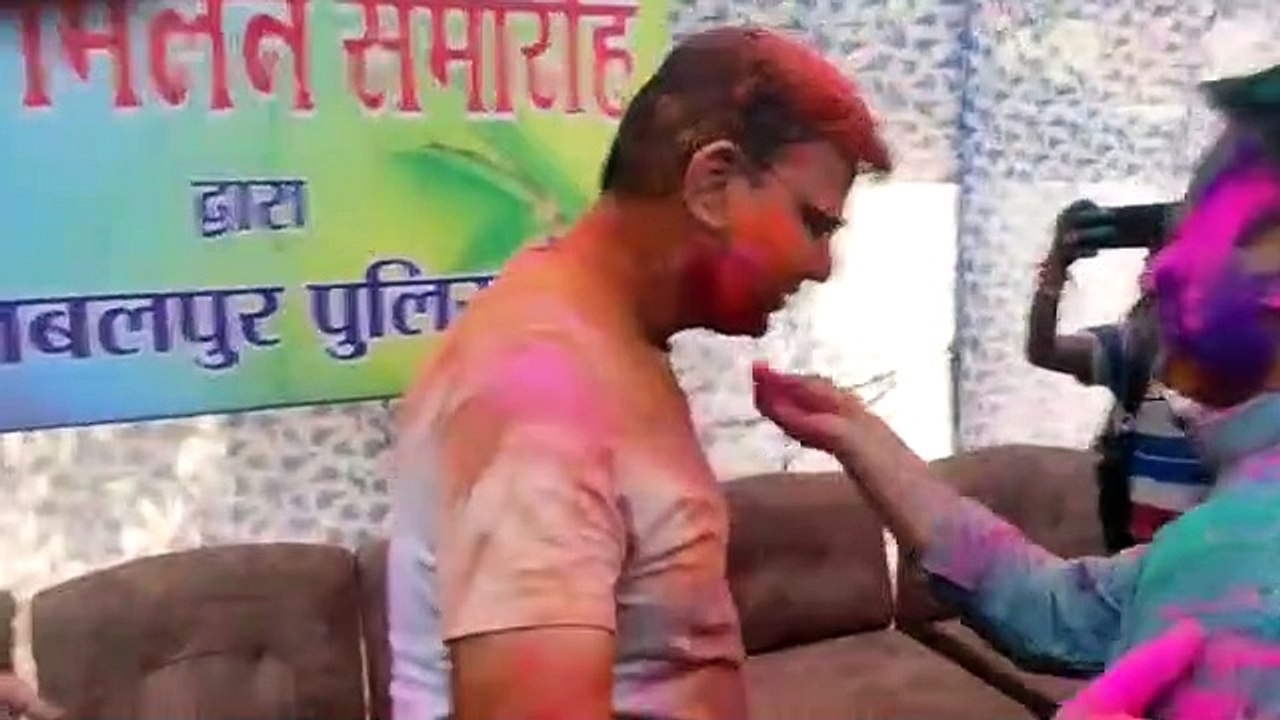 जबलपुर में पुलिस होली समारोह में आईएएस, आईपीएस का डांस वीडियो वायरल