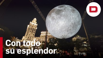 Arte y astronomía se unen para hacer brillar la luna sobre Miami