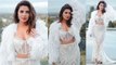 Oscars Award 2023:Priyanka Chopra White Feather Dress Look Viral,इस Indian Designer की पहनी Dress