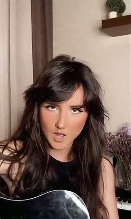 Victoria Niro - Чути гімн ( Skofka) - Ukrainian songs