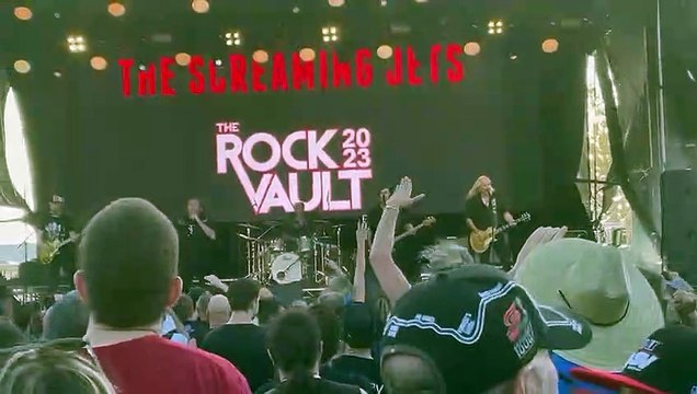 Screaming Jets rock Foreshore Park with 'Better' on first day of Newcastle Supercars 2023 | Newcastle Herald | March 10, 2023