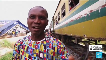 Six morts lors d'une collision d'un train avec un bus au Nigeria