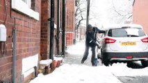 Leeds snow round up: Heavy snowfall is causing traffic chaos in Leeds and across Yorkshire this morning