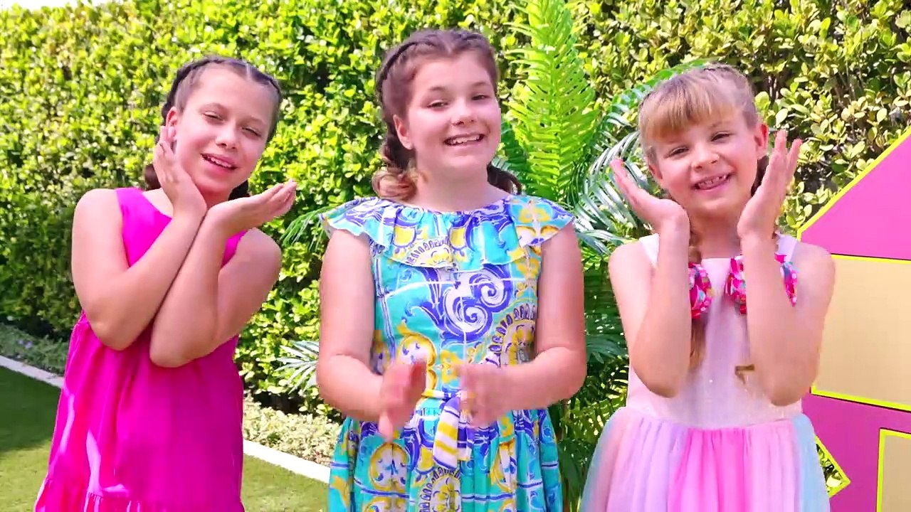 Diana and Roma Happy WOMEN'S DAY Challenge