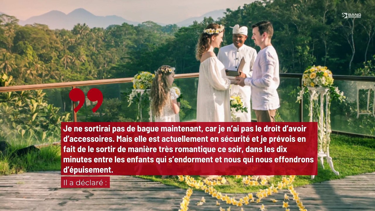 Un député fait sa demande en mariage au Parlement !