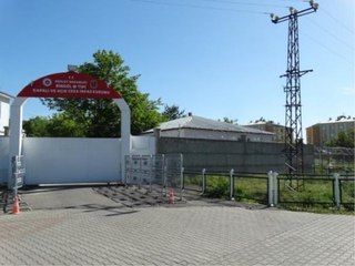 Bingöl'de 31 yıllık cezaevi deprem tedbirleri nedeni ile boşaltıldı, mahkumlar çevre illere nakil edildi