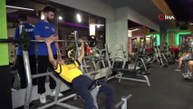 Galeria İş Merkezinin altındaki spor salonunda üyelik kaydı bulunan tanık, yüzme havuzunu anlattı