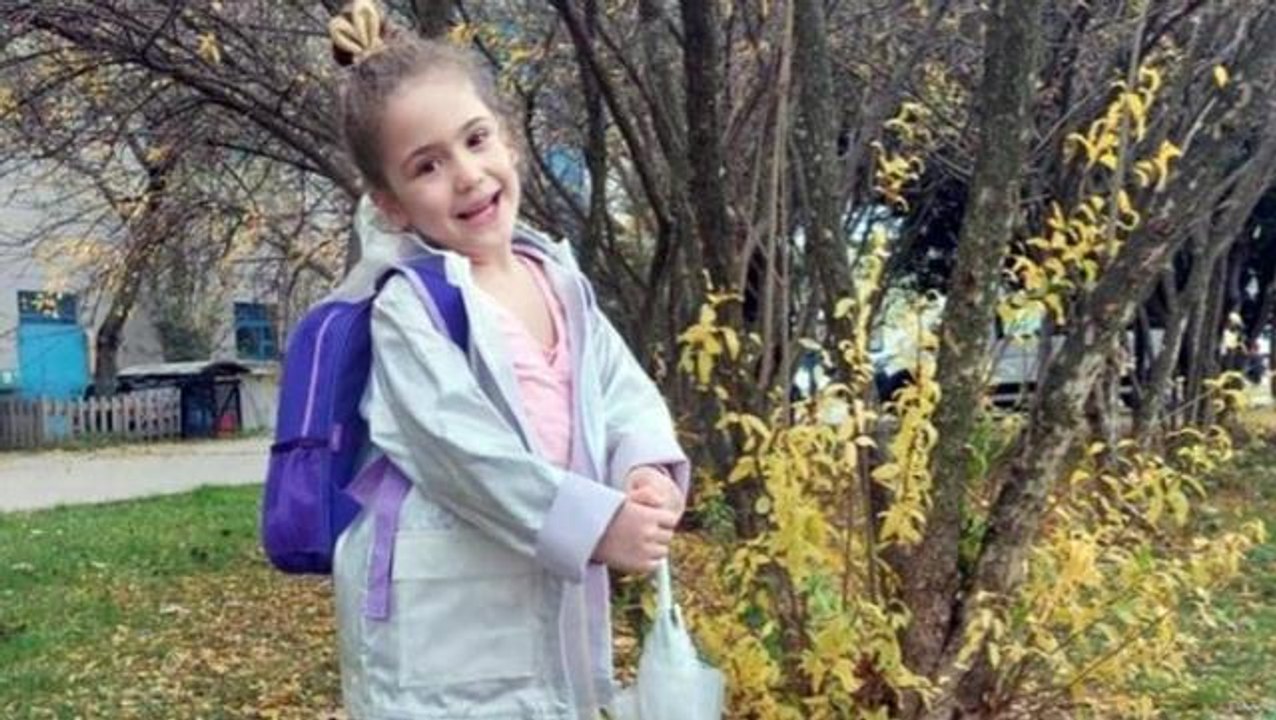 Reklam filmlerinde oynayan 7 yaşındaki Mısra hayatını kaybetti