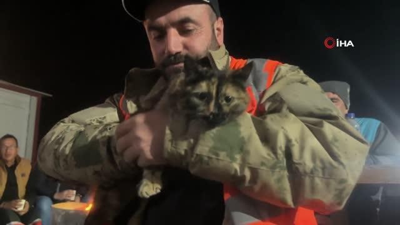 İtfaiye ekiplerinin kurtardığı "Enkaz" yeni yuvasına kavuştu