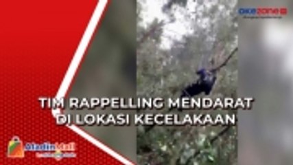 Detik-Detik Tim Rappelling Tiba di Lokasi Kecelakaan Helikopter Kapolda Jambi