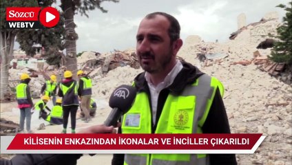 Depremde yıkılan kilisenin enkazından çok sayıda ikona ve İncil çıkarıldı
