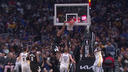 Clippers fend off Curry's 50 points to beat the Warriors