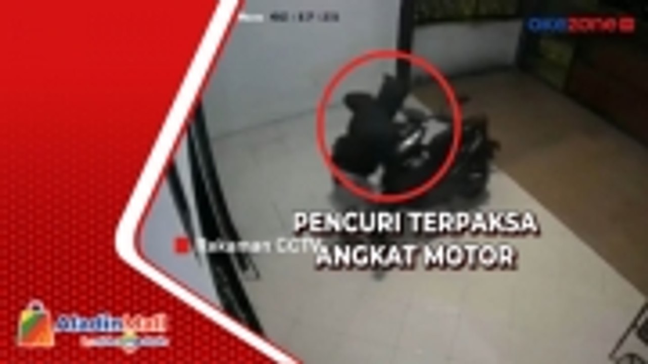 Terekam CCTV, Pencuri di Bengkulu Terpaksa Angkat Motor setelah Gagal Rusak Kunci Stang
