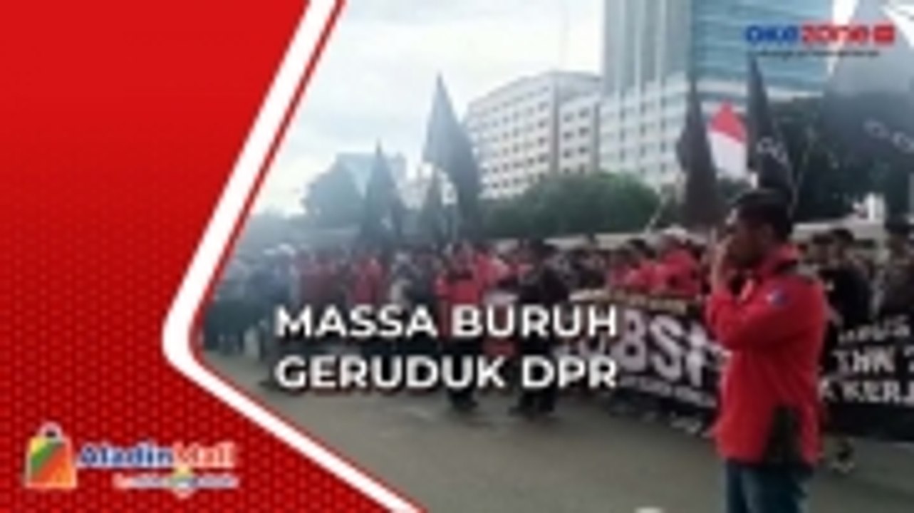 Tuntut Pencabutan Perppu Ciptaker, Buruh Bawa Keranda Mayat dan Sesajen ke Gedung DPR