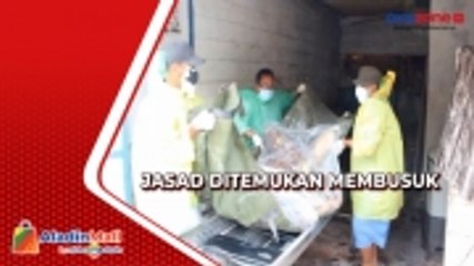 Télécharger la video: Warga Blora Digemparkan Temuan Mayat yang Sudah Membusuk