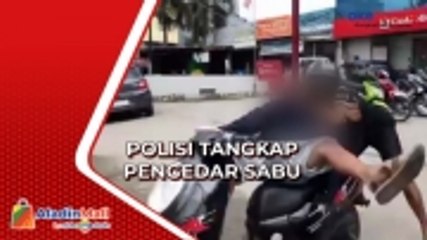 Polisi Tangkap Pengedar Narkoba saat Transaksi di Atas Motornya, 9 Paket Sabu Disita